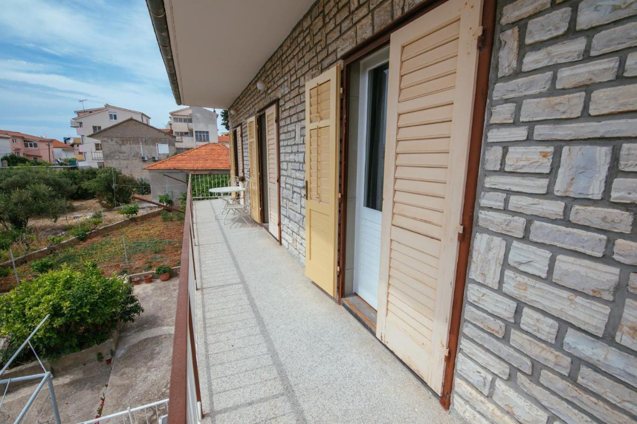 Apartment Michelin Primošten Екстериор снимка